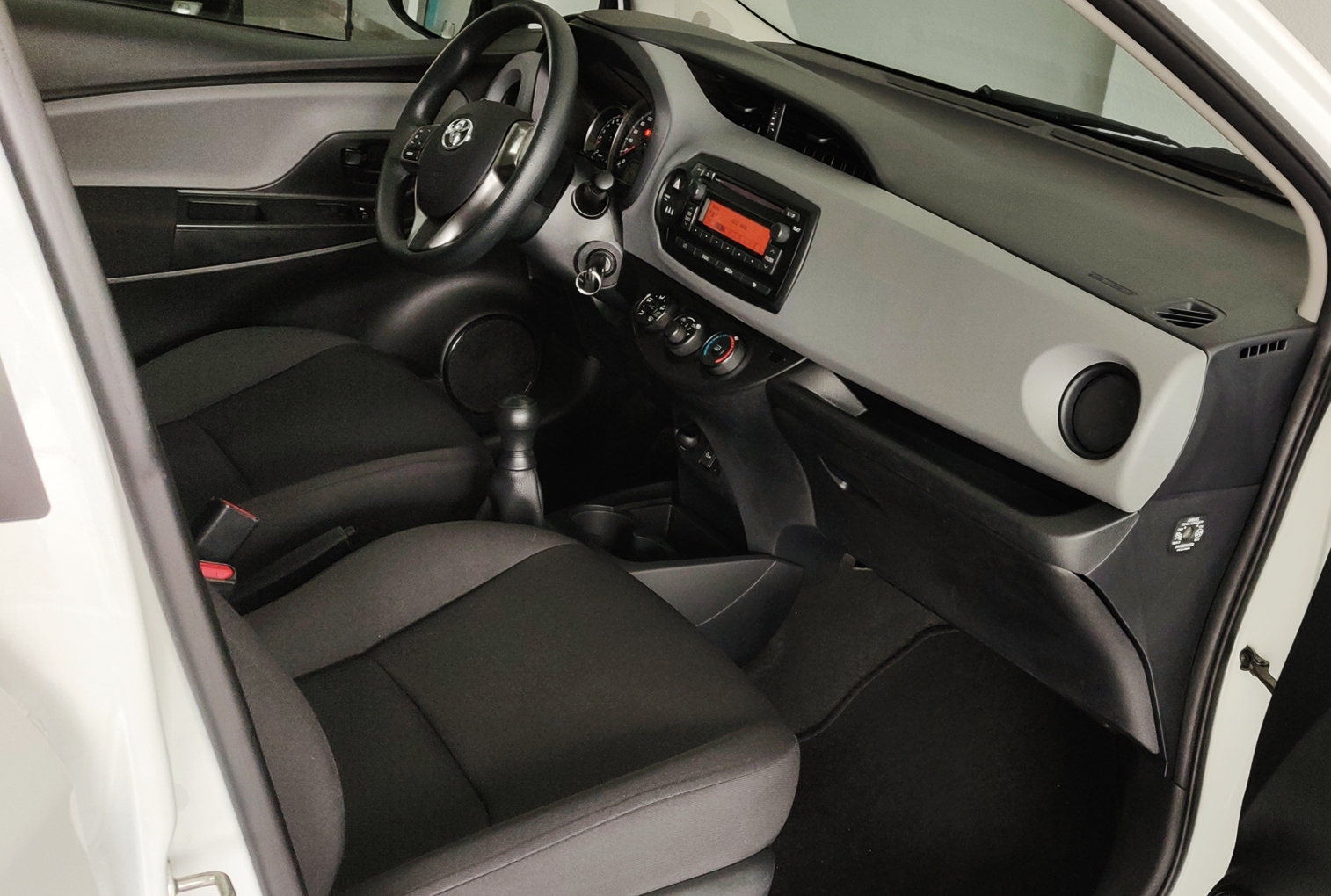 Toyota Yaris 1.0 Comfort | Imagem 7