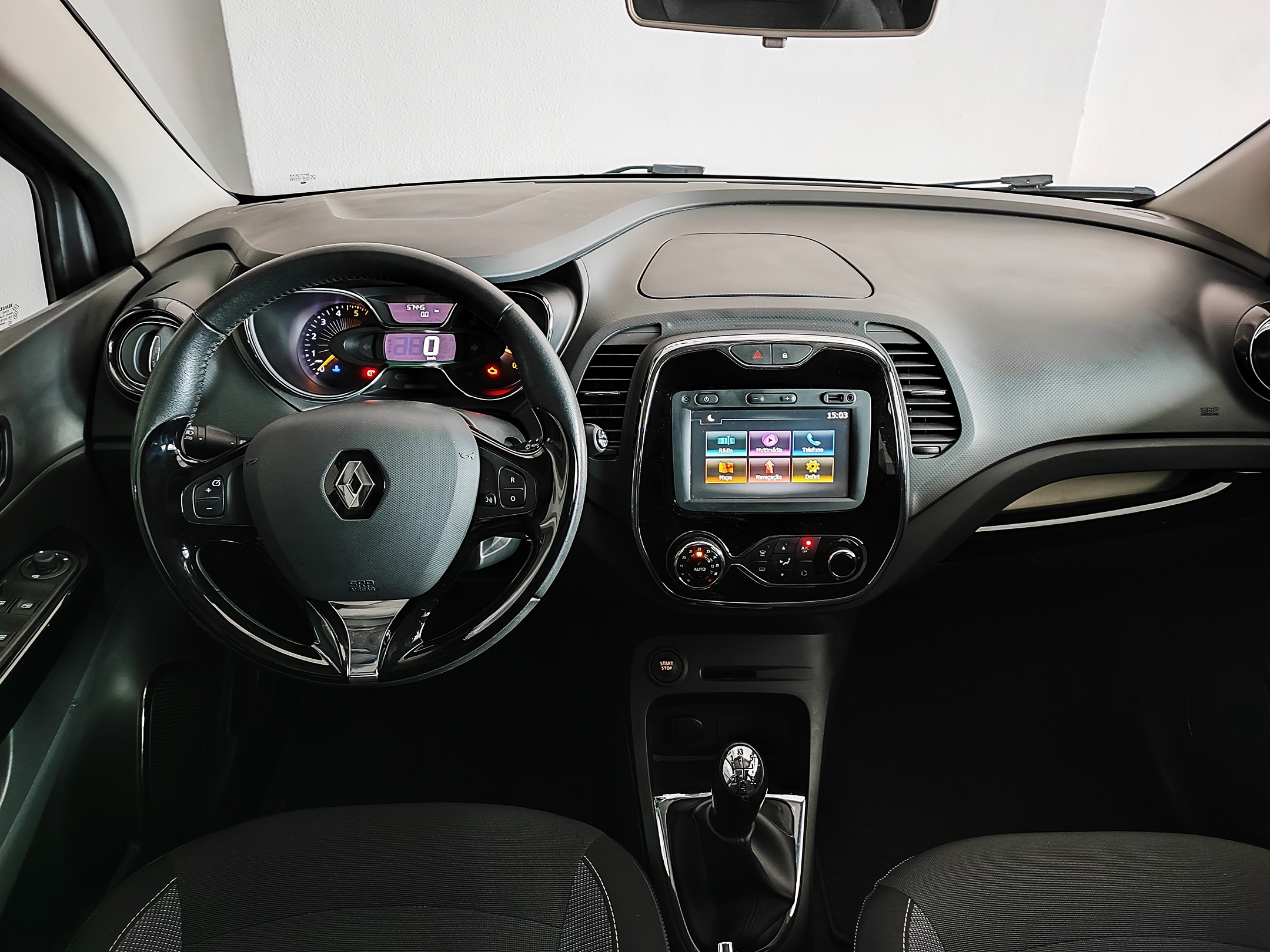 Renault Captur 1.5 Dci Exclusive | Imagem 8