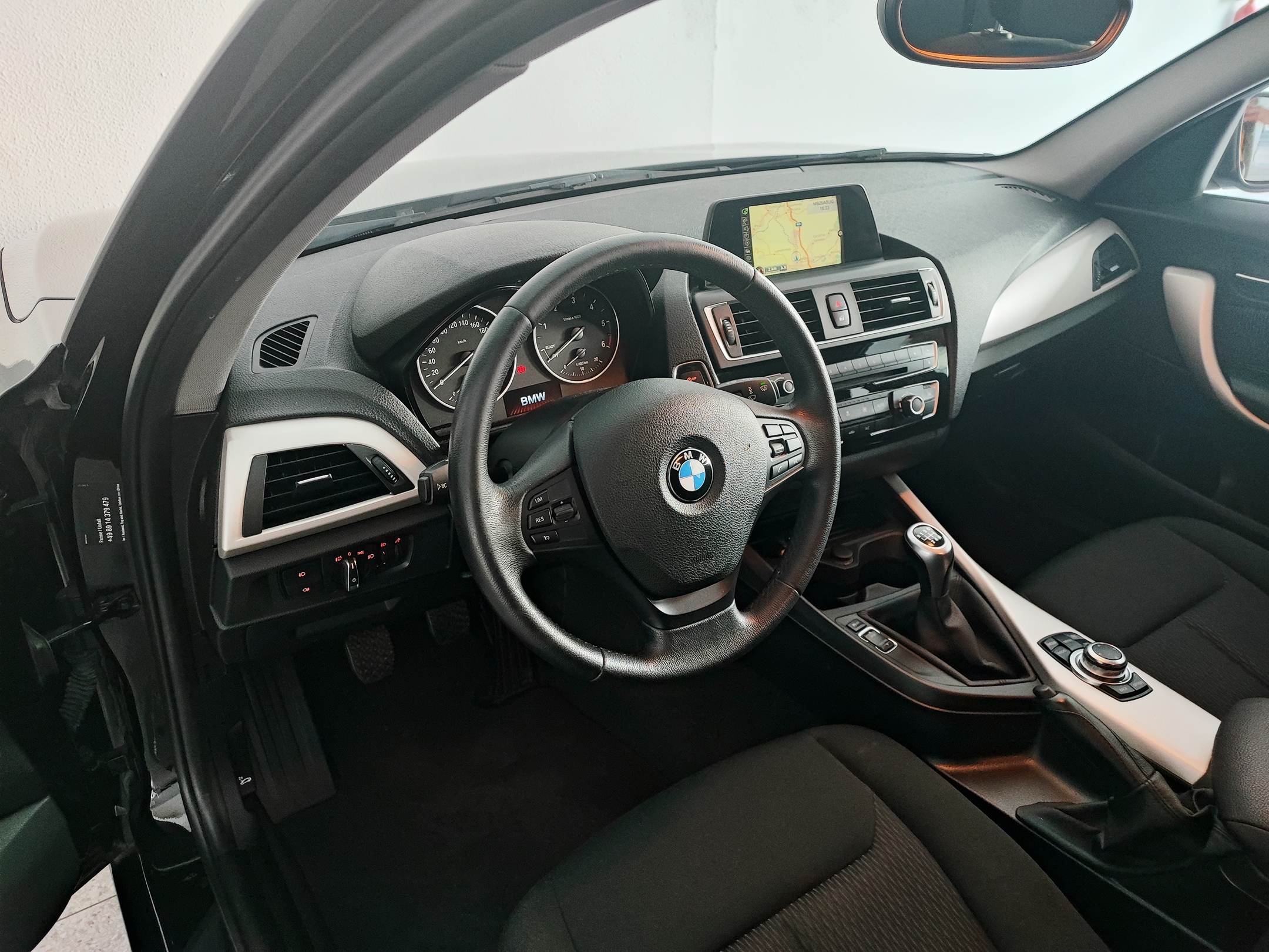 BMW 116 d Advantage | Imagem 15