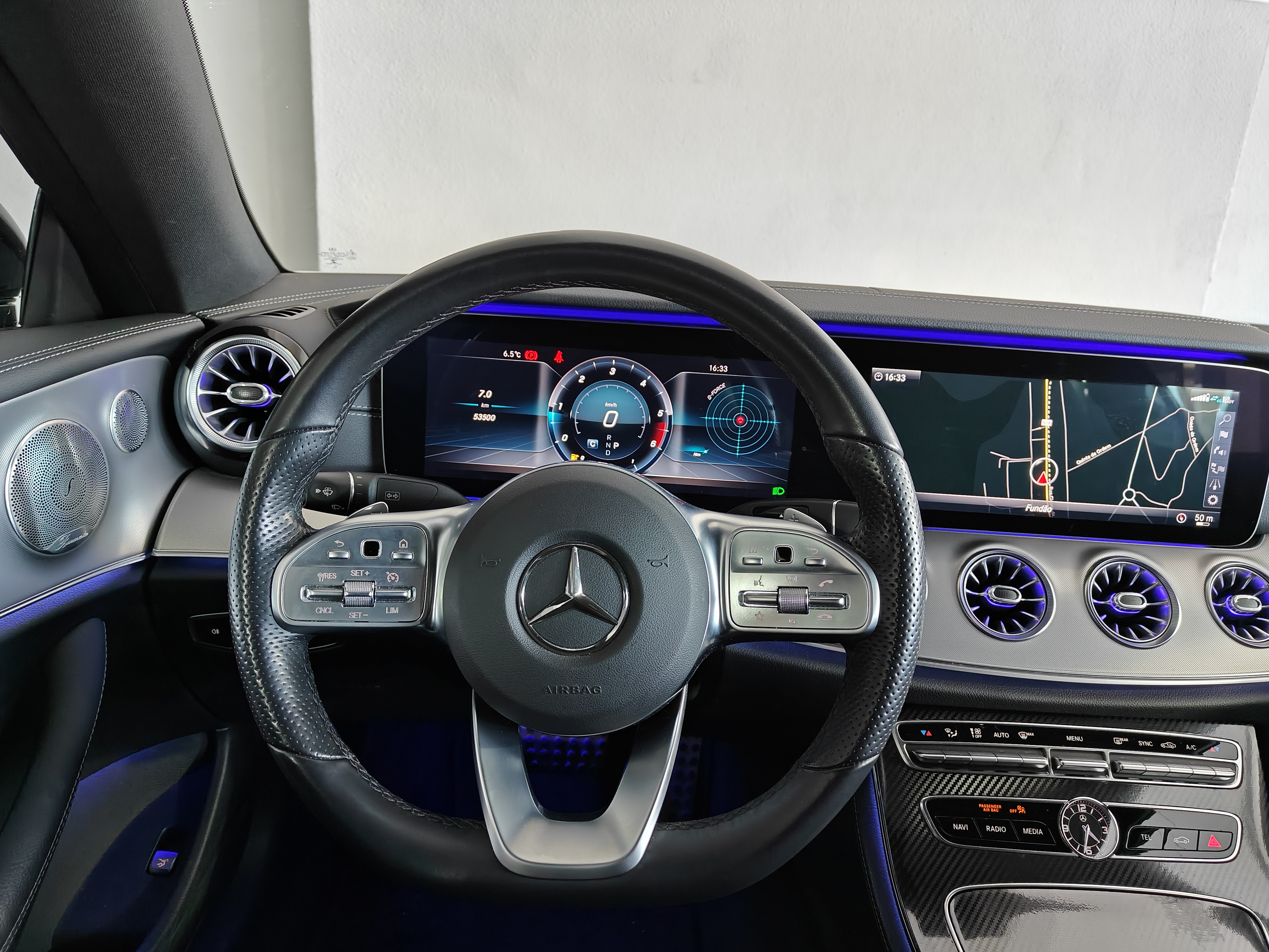 Mercedes-Benz E220 Coupé AMG | Imagem 6