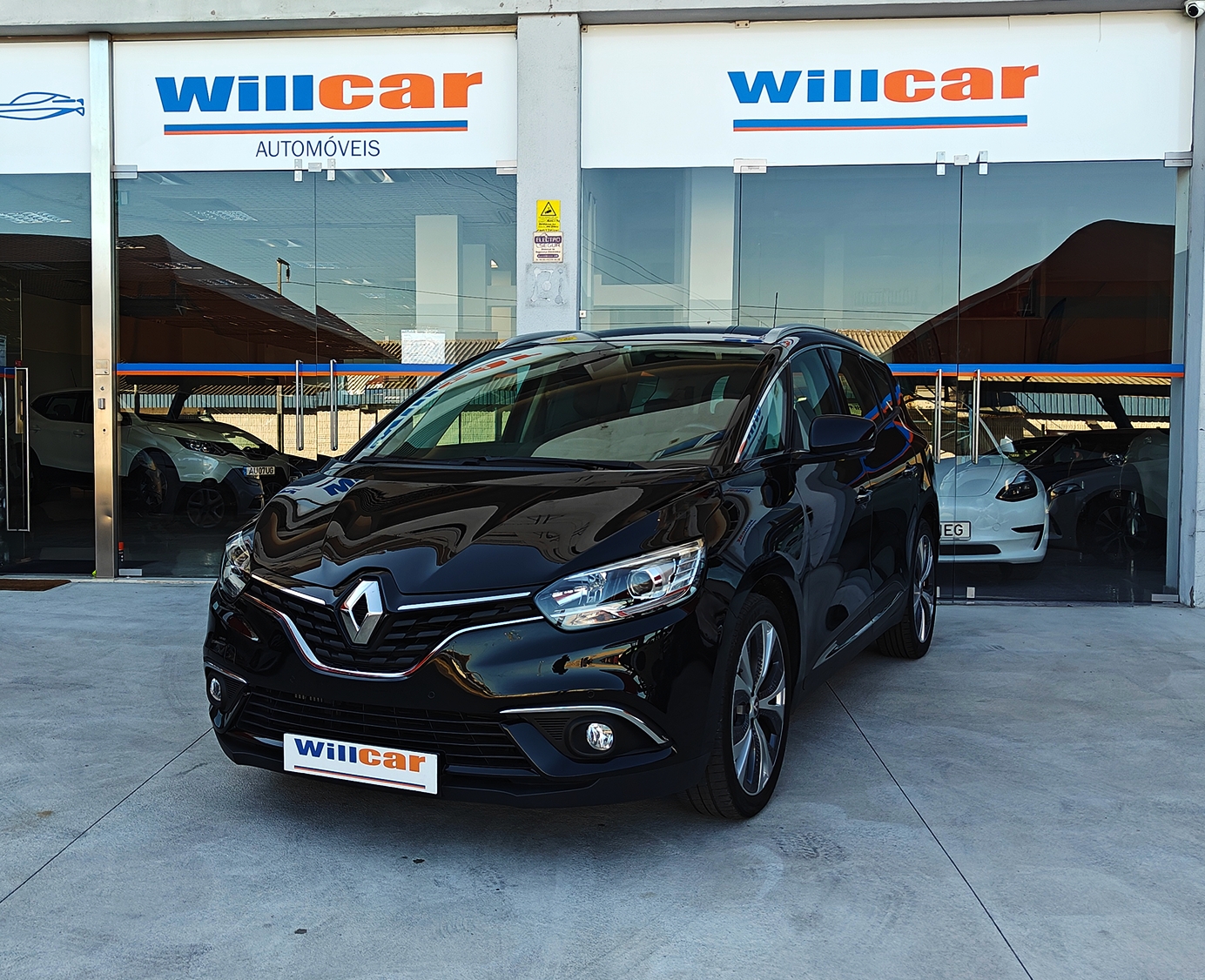 Renault Grand Scénic 1.6 Dci Intens 7 lugares | Imagem 1