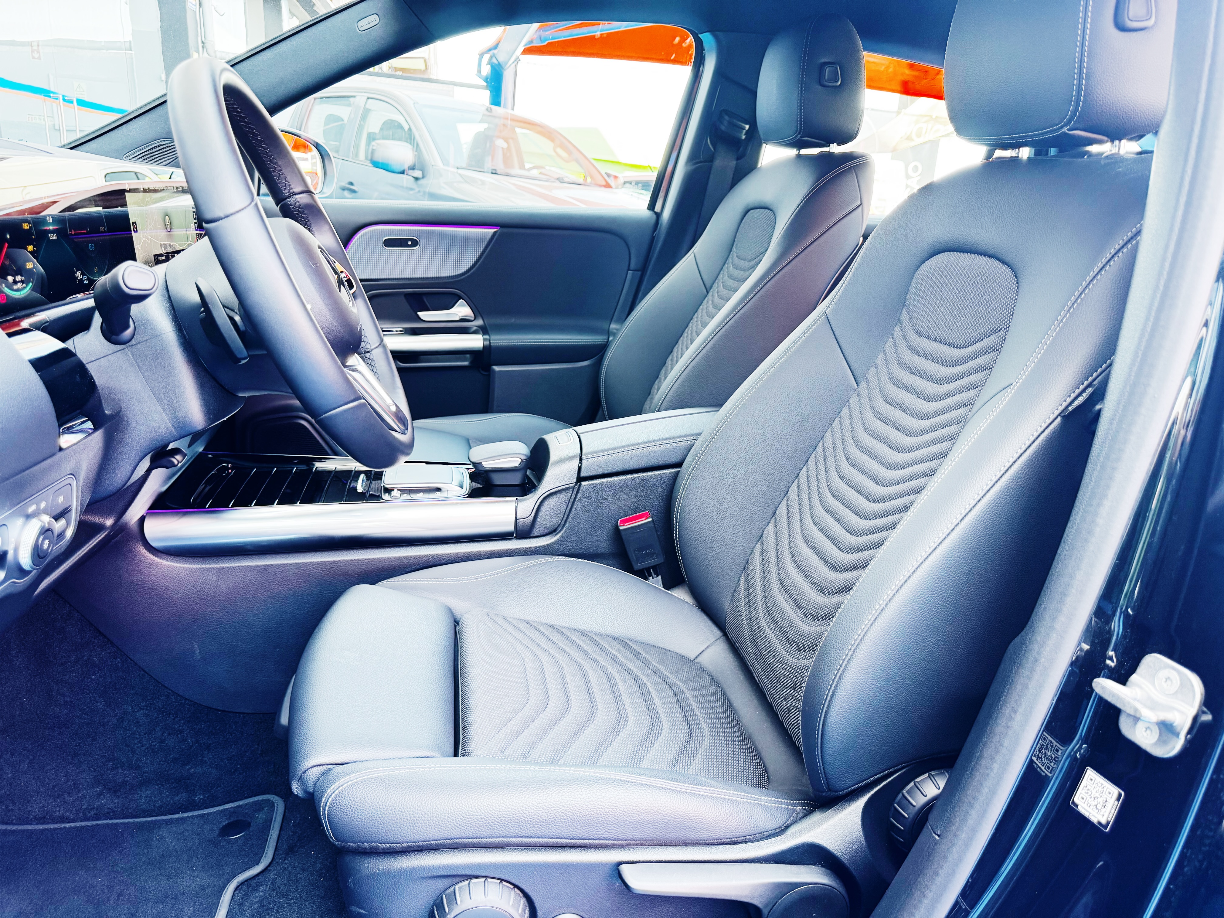 Mercedes-Benz EQA 250 Progressive | Imagem 8