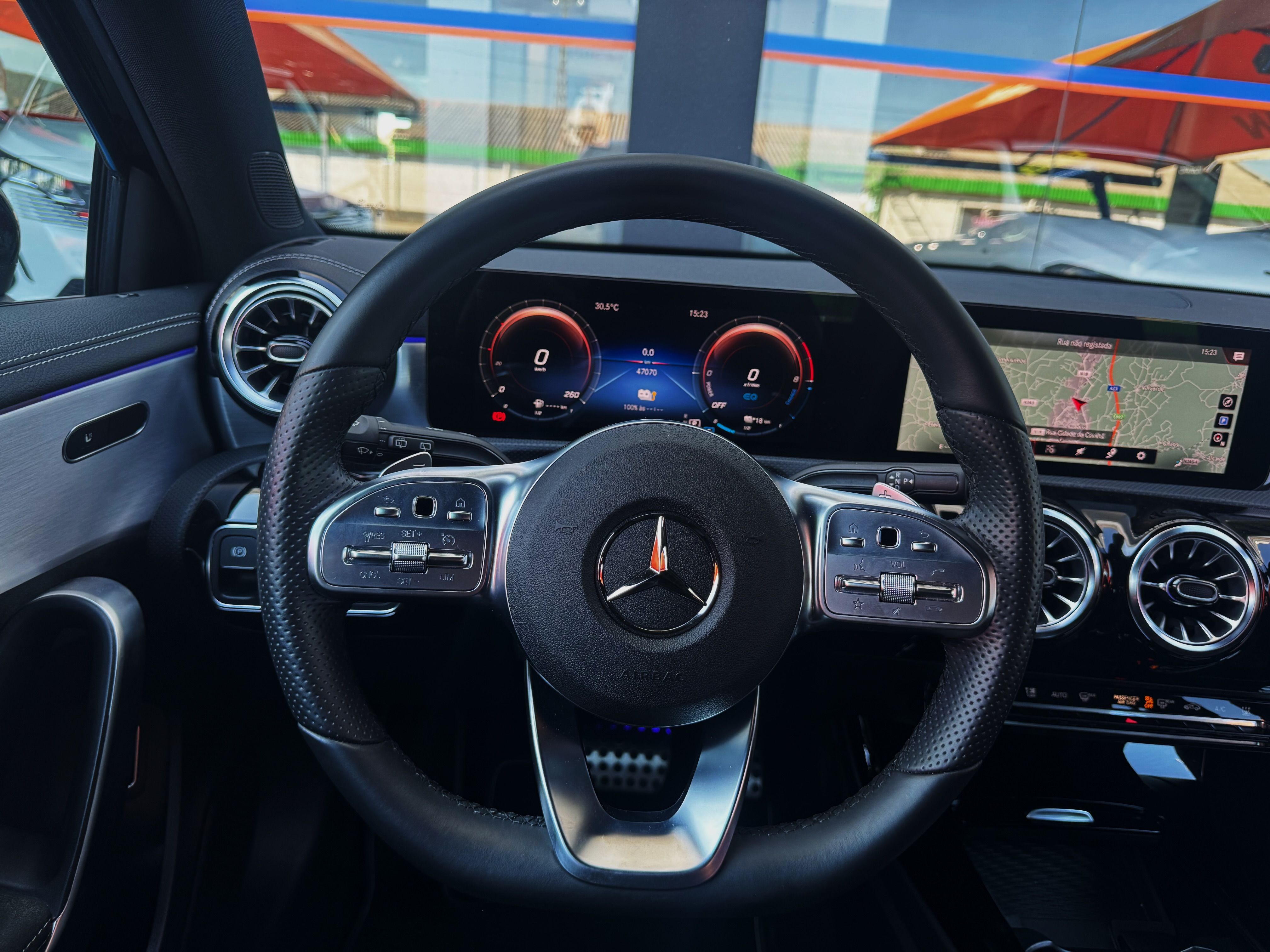 Mercedes-Benz A250e Amg | Imagem 9
