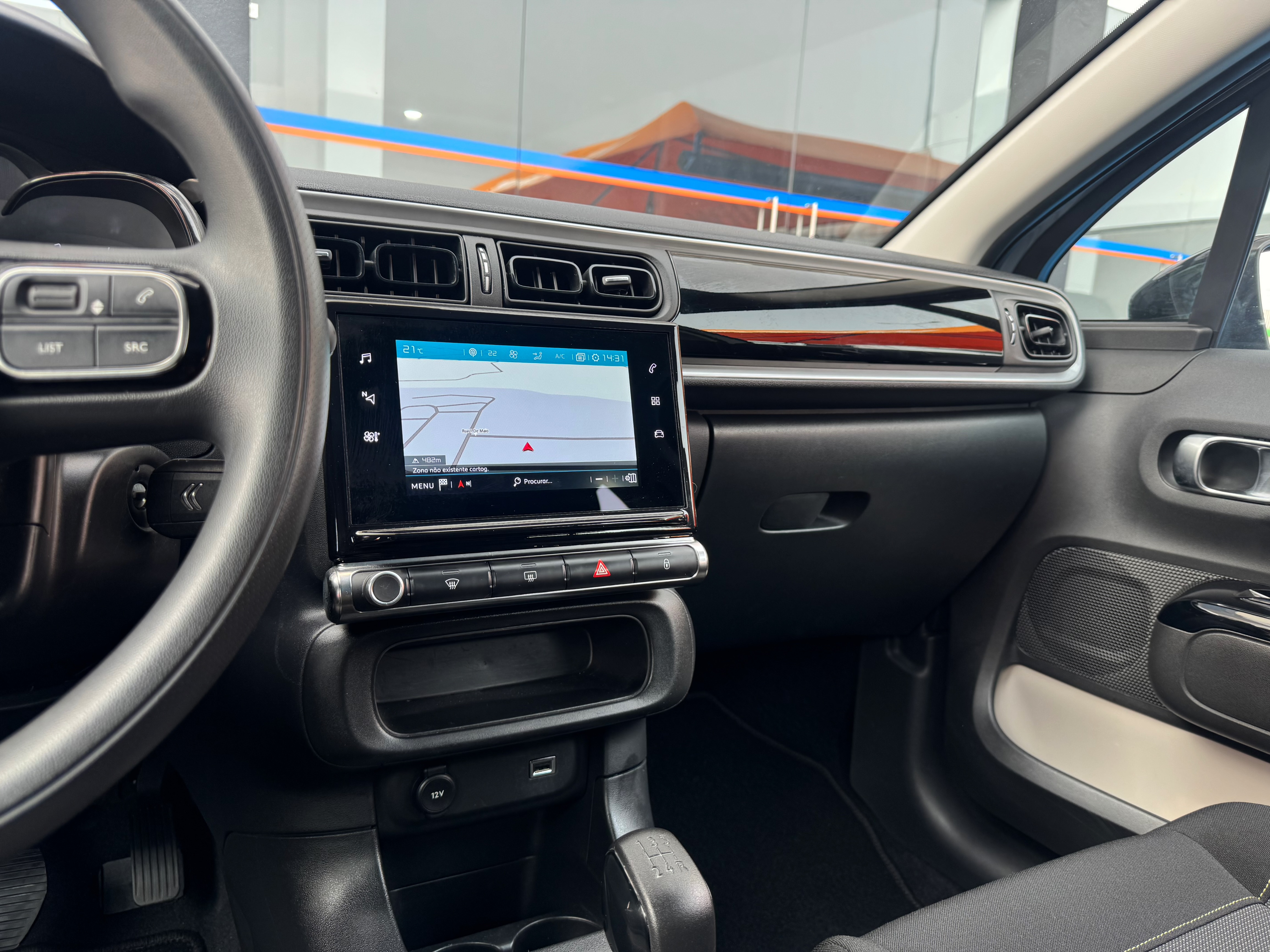 Citroën C3 1.2 PureTech Feel | Imagem 11