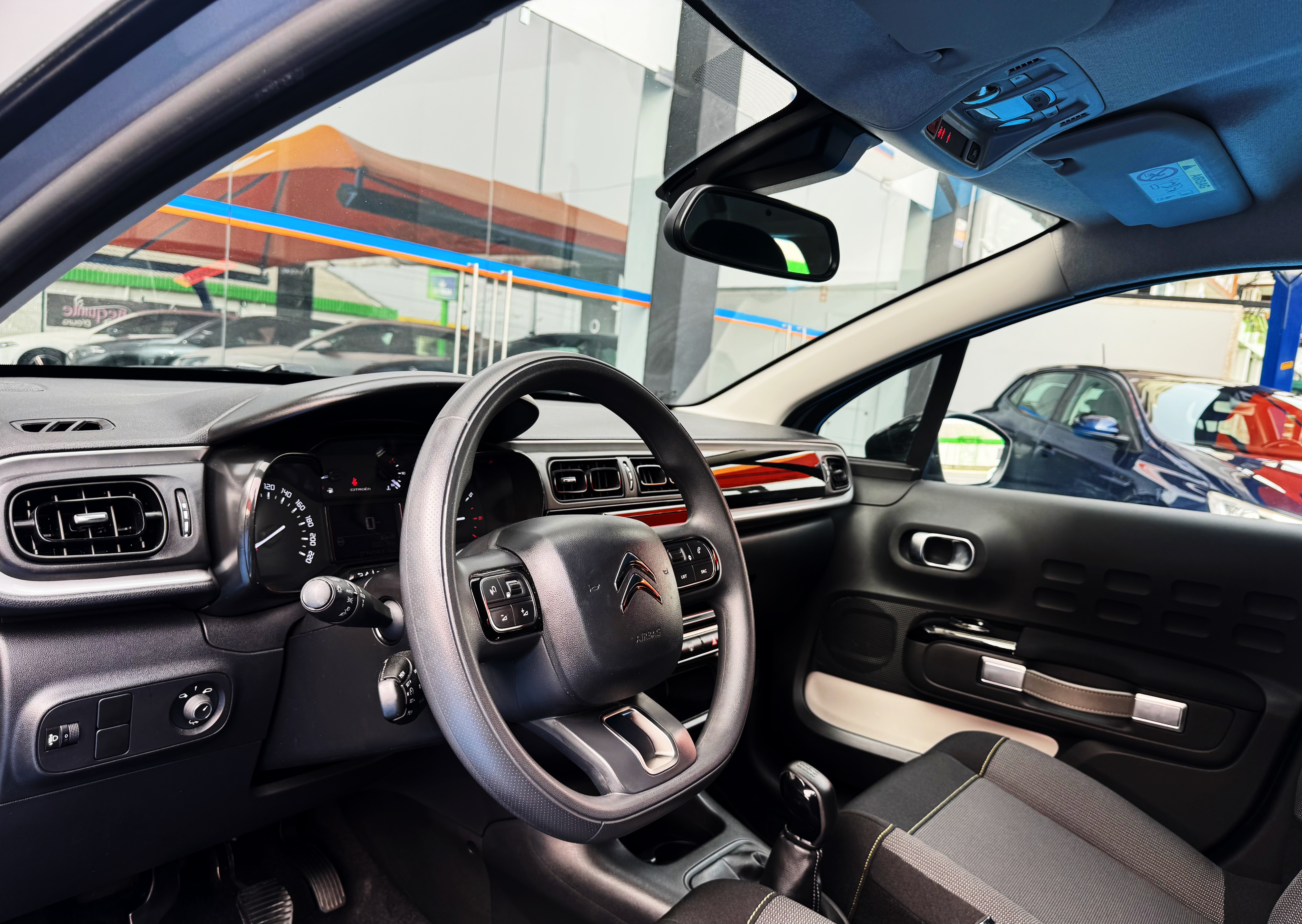 Citroën C3 1.2 PureTech Feel | Imagem 8