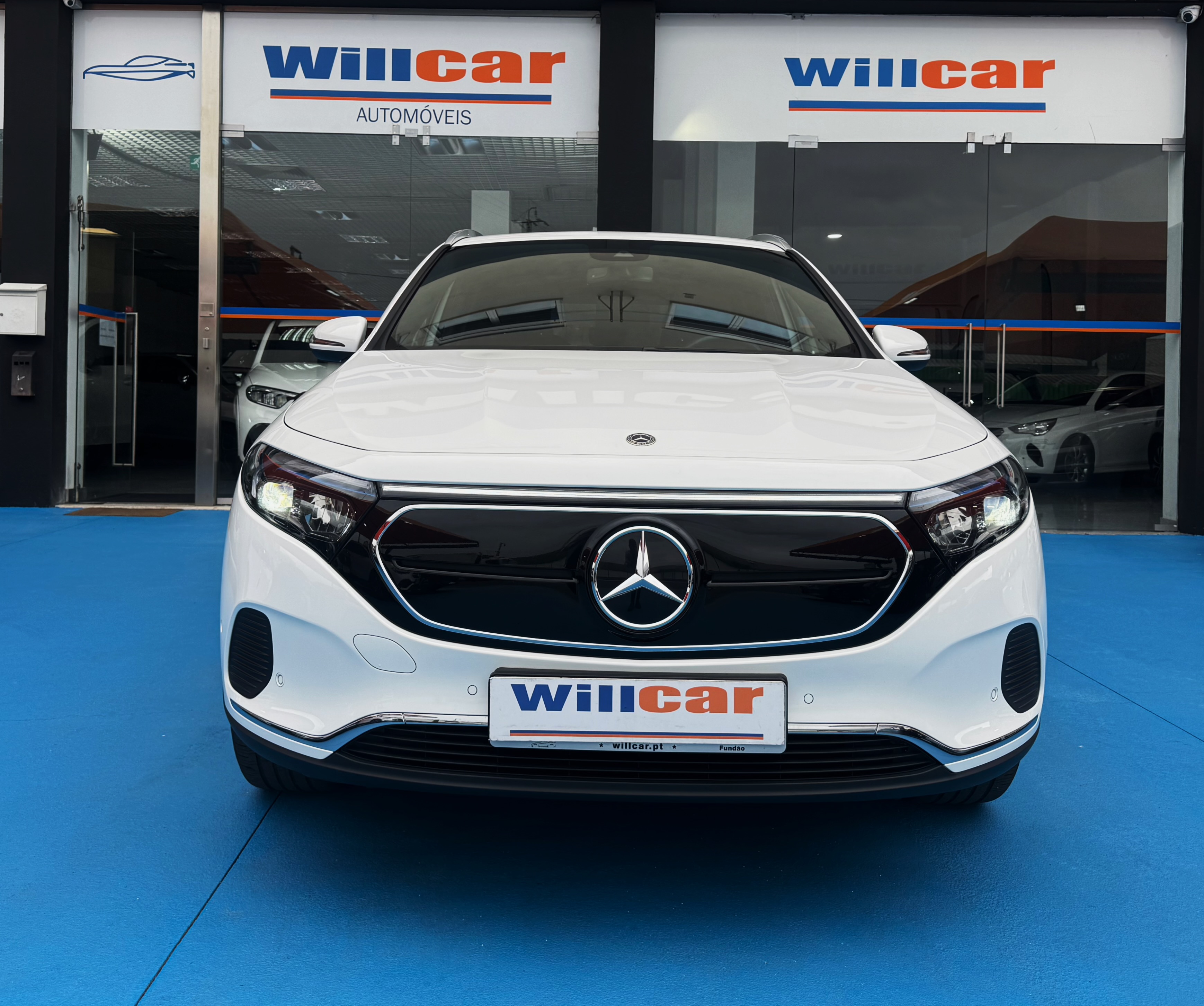 Mercedes-Benz EQA 250 Progressive | Imagem 2