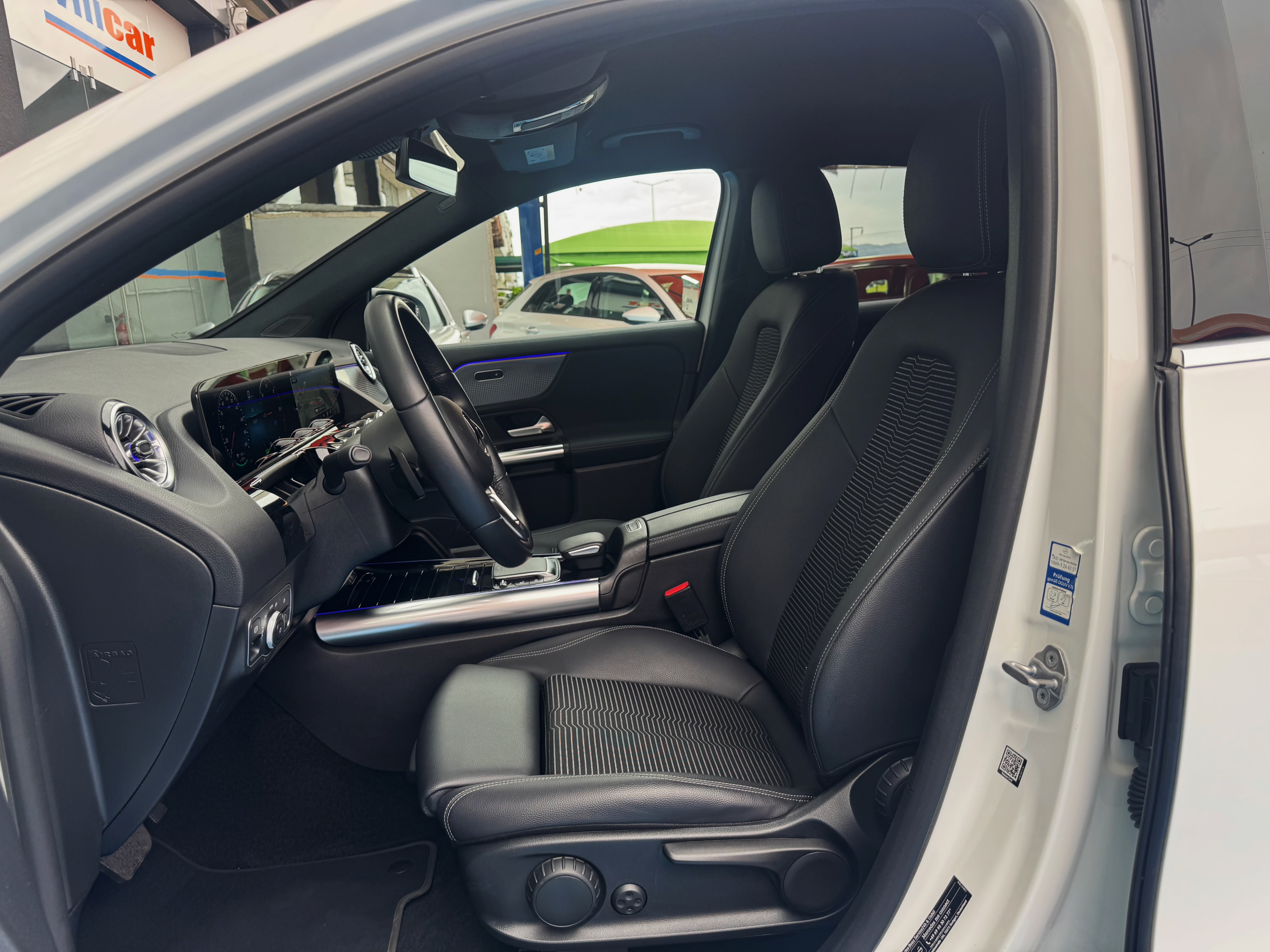 Mercedes-Benz EQA 250 Progressive | Imagem 9