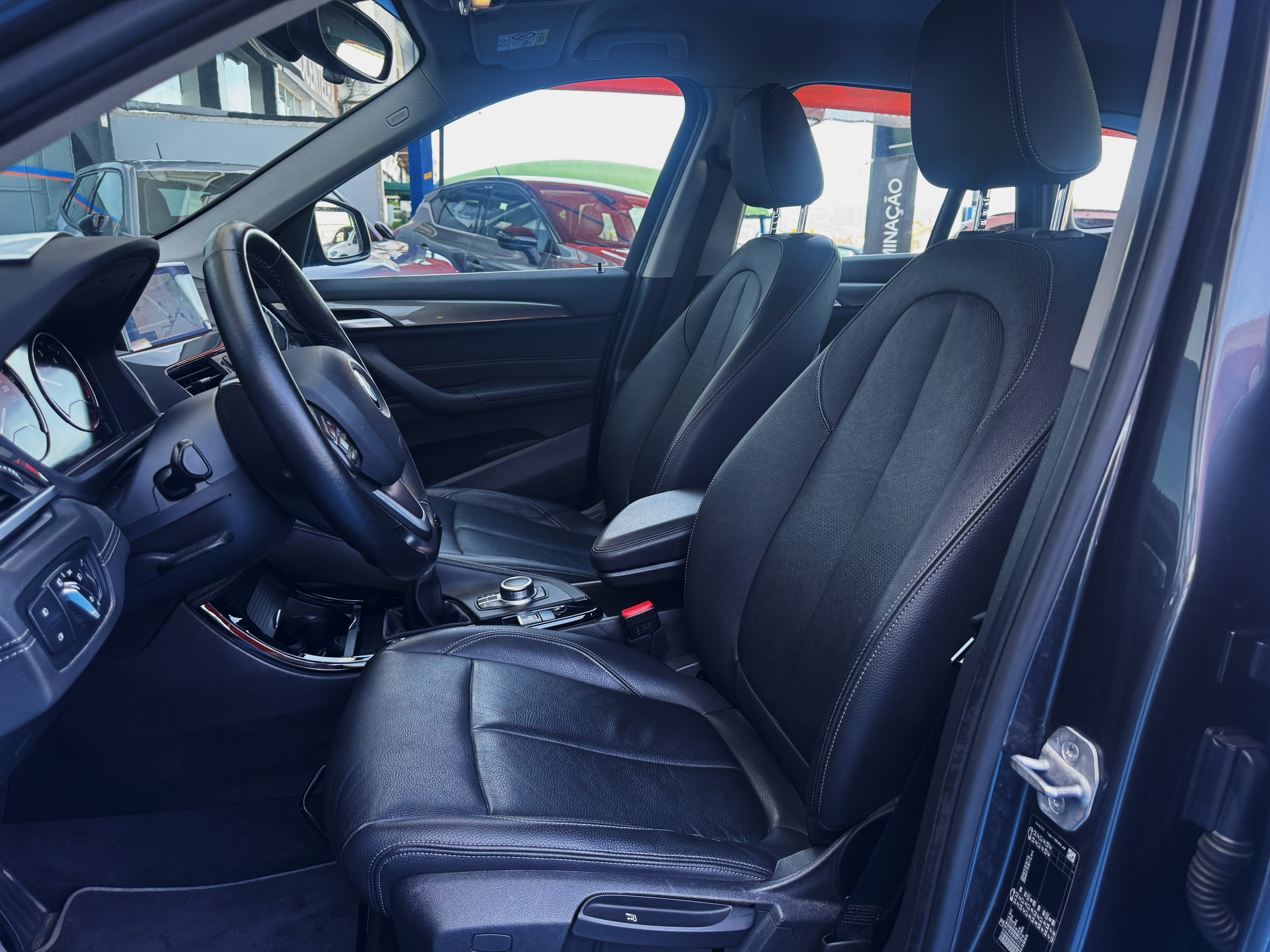 BMW X1 Sdrive 16d Sport Line | Imagem 7