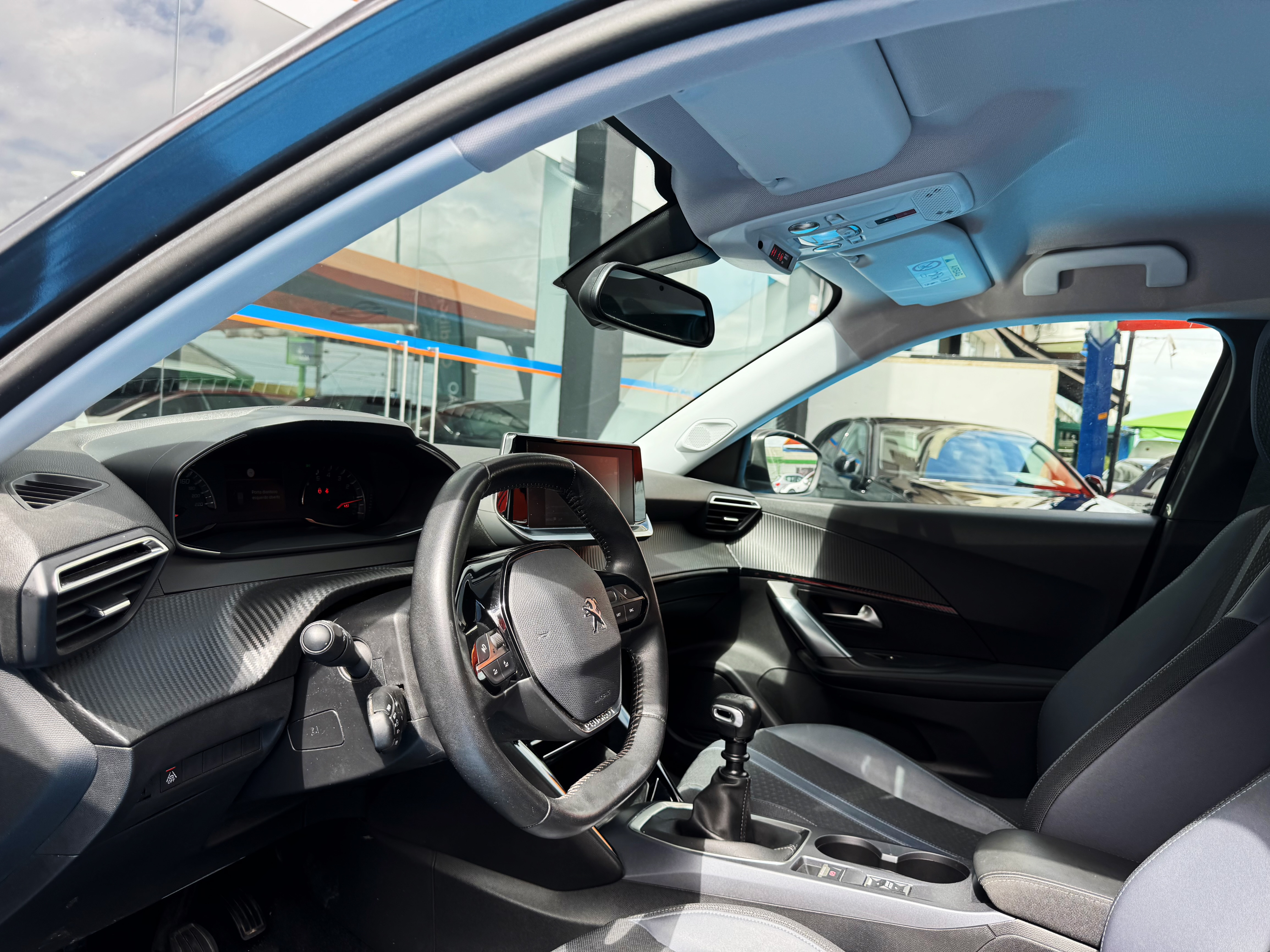 Peugeot 2008 1.2 PureTech Allure | Imagem 9