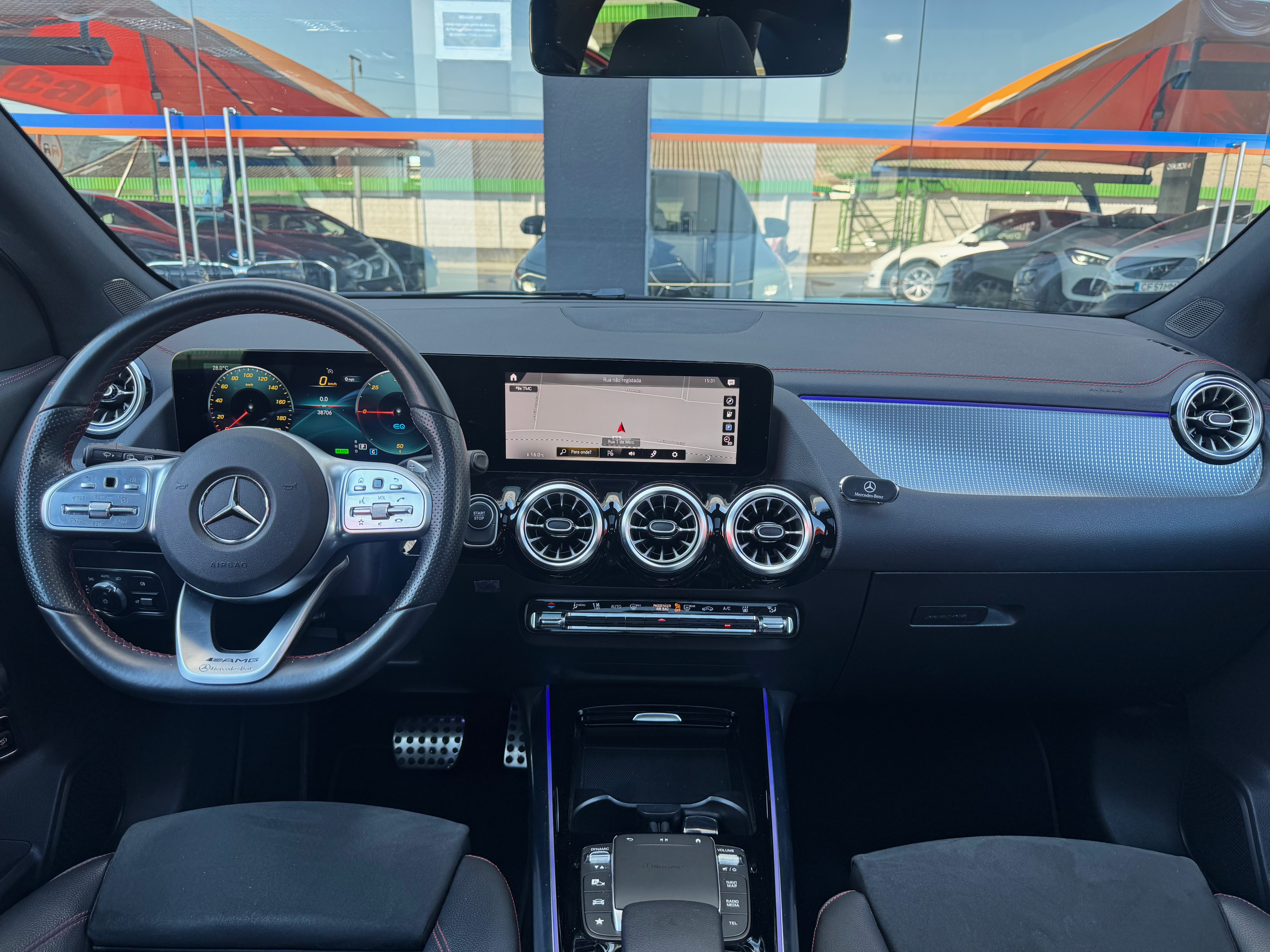 Mercedes-Benz EQA 250 Amg Line | Imagem 8