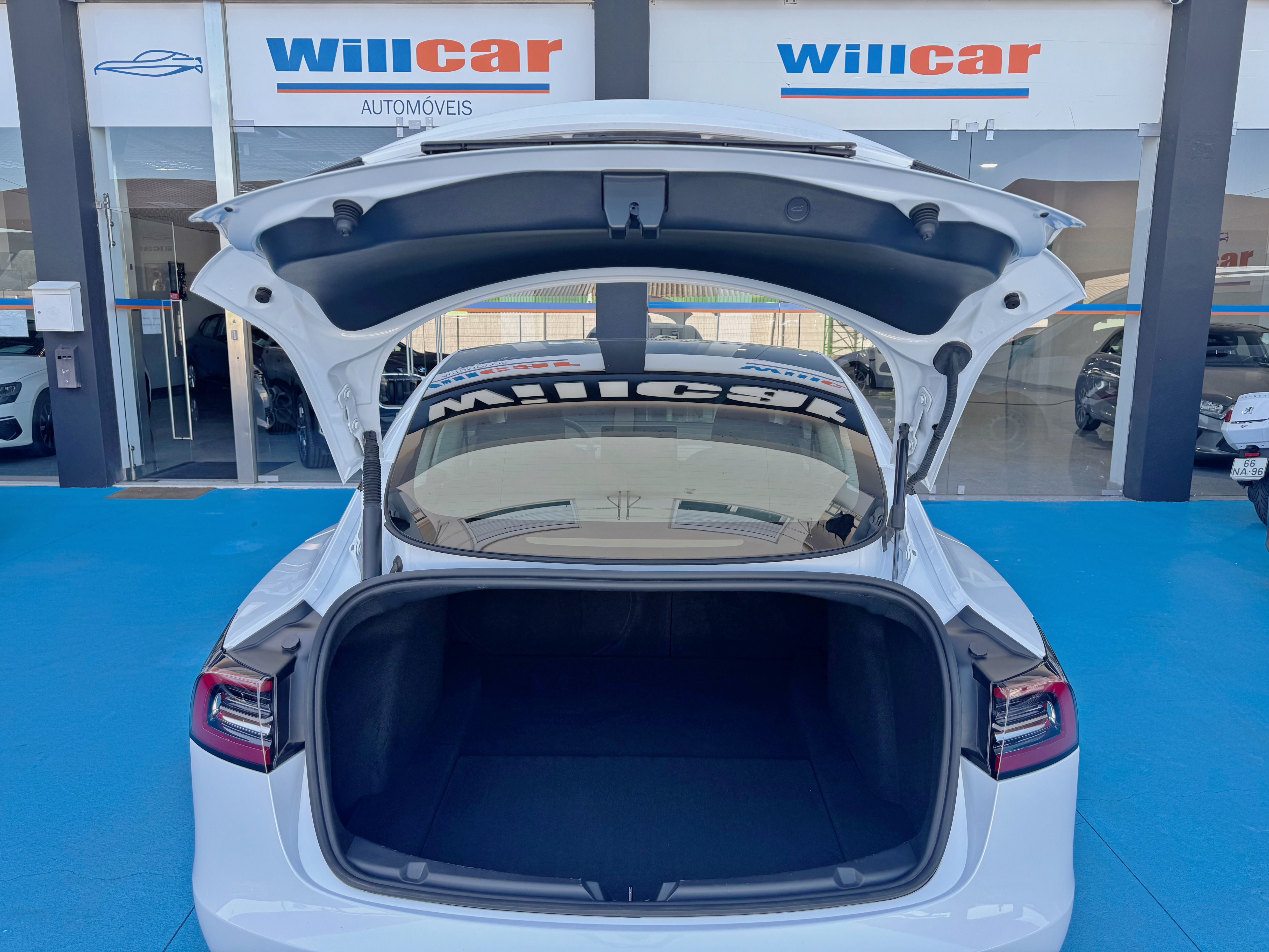 Tesla Model 3 Standard Range Plus | Imagem 5