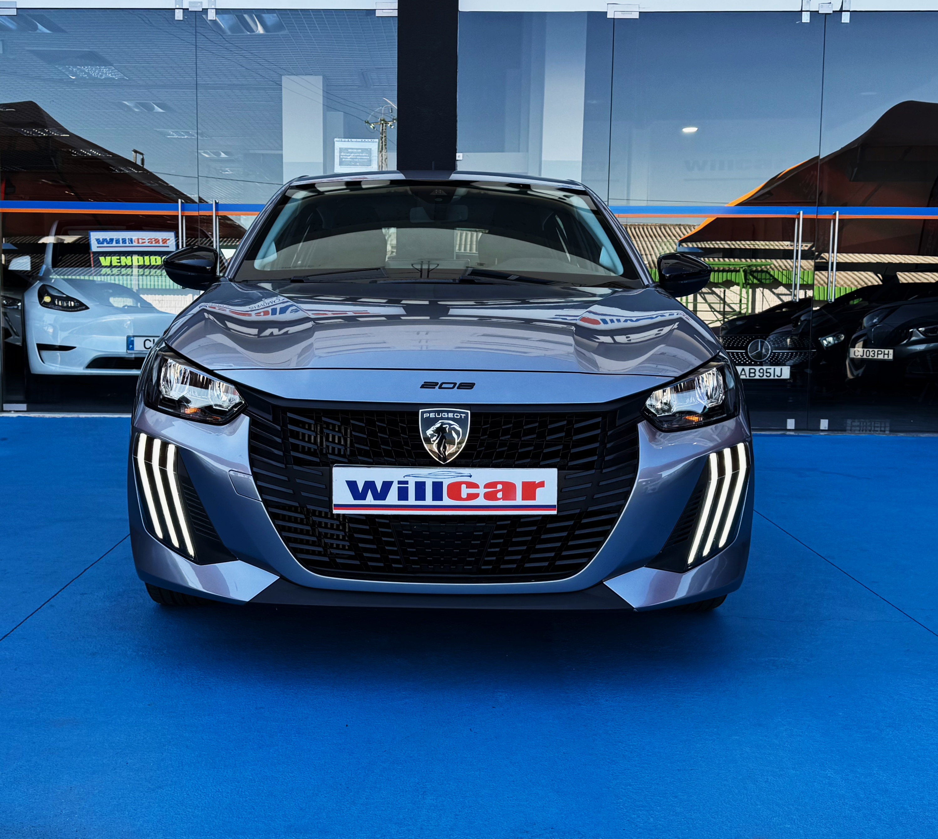 Peugeot 208 1.2 PureTech Active Pack | Imagem 2